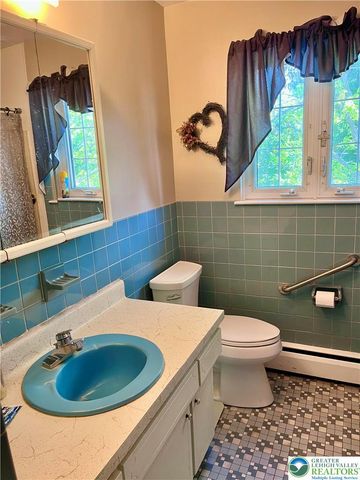 1307 Butternut Lane, Lower Macungie Twp, PA 18062