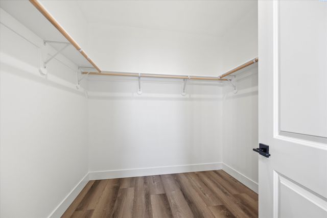 1056 Makah Ct, Richland, WA 99352