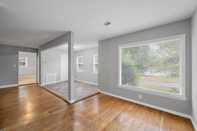 2081 Mae Dell Road, Chattanooga, TN 37421