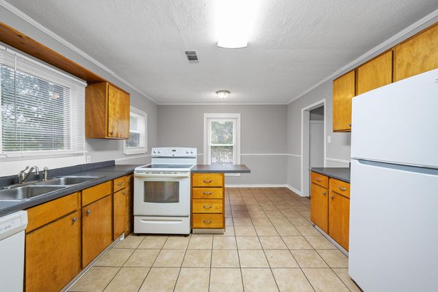 2081 Mae Dell Road, Chattanooga, TN 37421