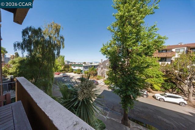 330 Vernon St 207, Oakland, CA 94610