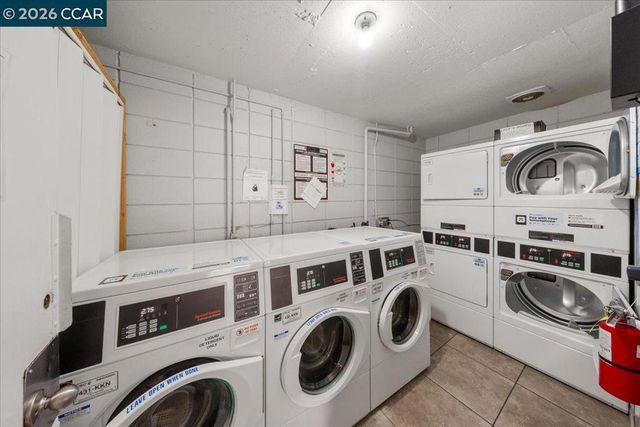 330 Vernon St 207, Oakland, CA 94610