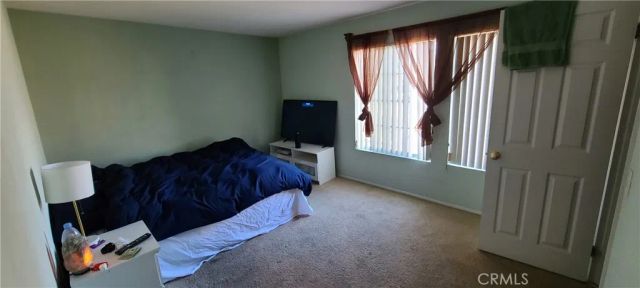 2563 Gilbert Avenue, Corona, CA 92881