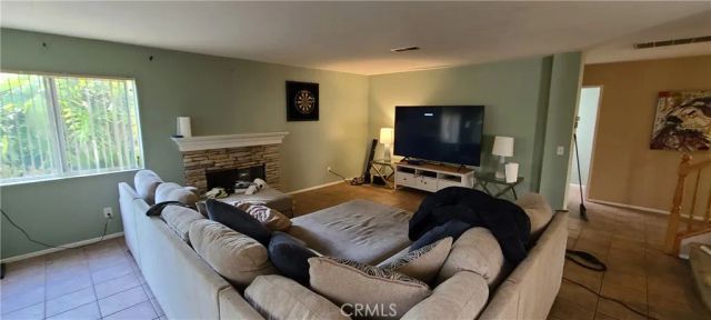 2563 Gilbert Avenue, Corona, CA 92881