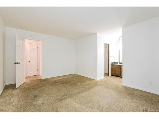 8055 E Bethany Pl, Denver, CO 80231