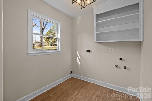 7101 Woodstock Drive, Charlotte, NC 28210