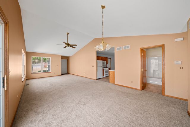 345B Warren Street, Somonauk, IL 60552