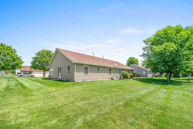 345B Warren Street, Somonauk, IL 60552