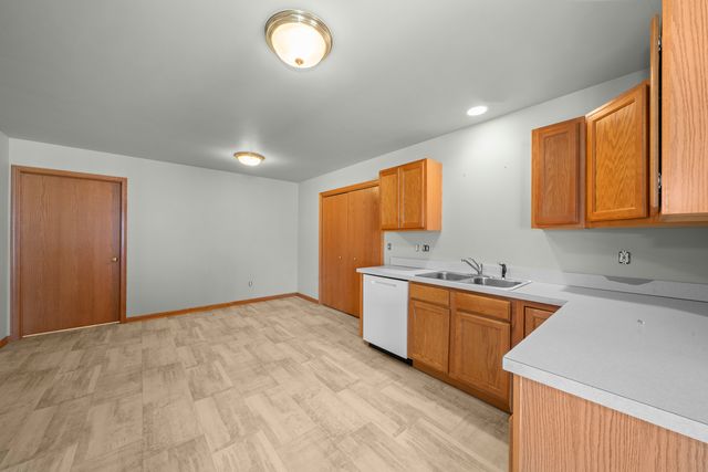 345B Warren Street, Somonauk, IL 60552