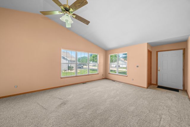 345B Warren Street, Somonauk, IL 60552