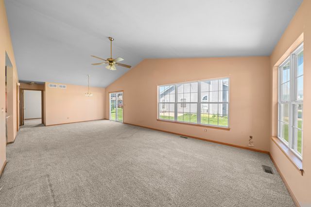 345B Warren Street, Somonauk, IL 60552