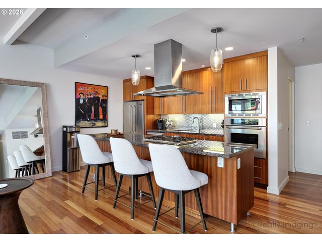323 Nw 13TH Ave 411, Portland, OR 97209