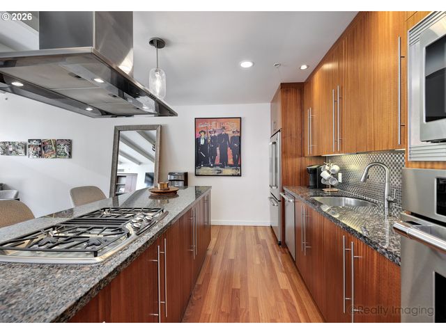 323 Nw 13TH Ave 411, Portland, OR 97209