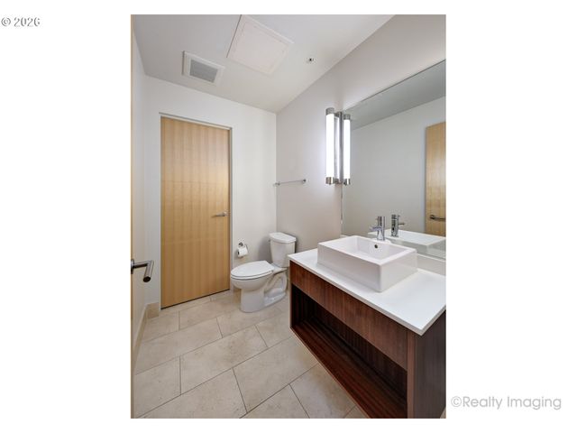 323 Nw 13TH Ave 411, Portland, OR 97209
