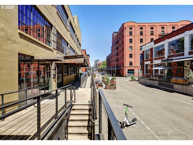 323 Nw 13TH Ave 411, Portland, OR 97209