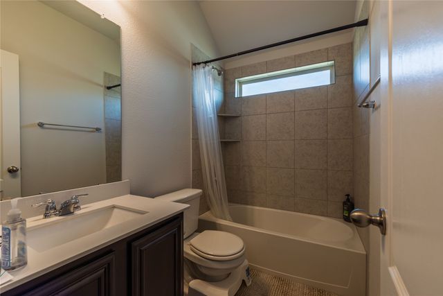 9608 Creekmere Drive, Denton, TX 76226