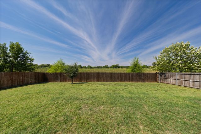 9608 Creekmere Drive, Denton, TX 76226