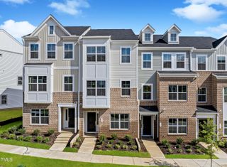 332 Chesapeake Commons Street 141, Garner, NC 27529