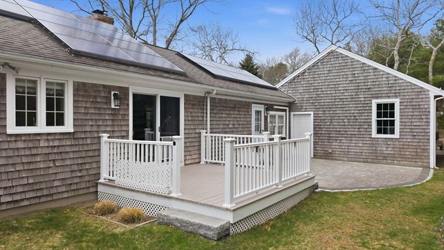 1 Susan Carsley Way, Sandwich, MA 02563