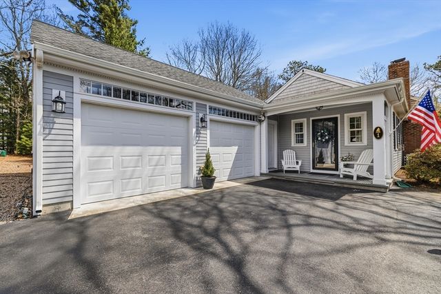 1 Susan Carsley Way, Sandwich, MA 02563