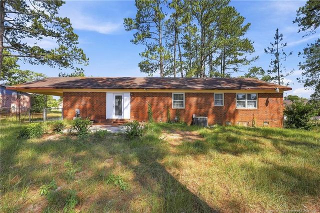 5805 Cold Harbor Court, Fayetteville, NC 28304
