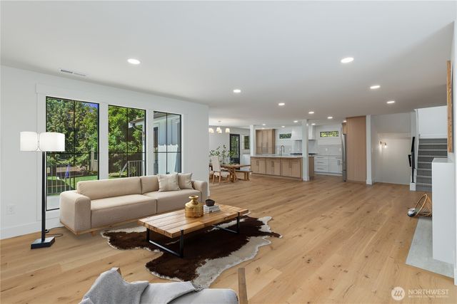 7743 Seward Park Avenue S, Seattle, WA 98118