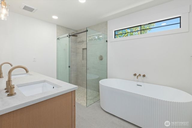 7743 Seward Park Avenue S, Seattle, WA 98118