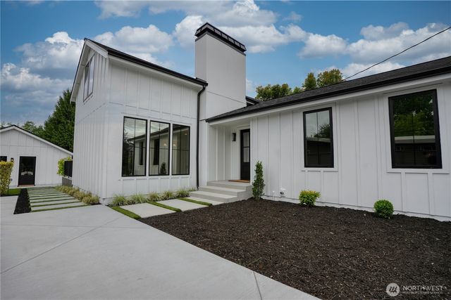 7743 Seward Park Avenue S, Seattle, WA 98118