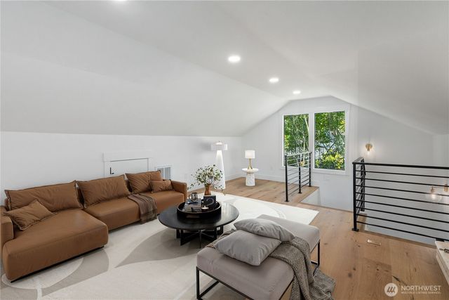7743 Seward Park Avenue S, Seattle, WA 98118
