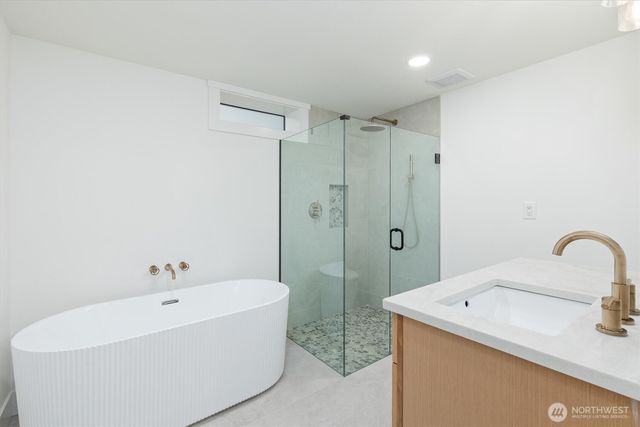 7743 Seward Park Avenue S, Seattle, WA 98118