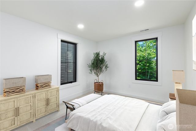 7743 Seward Park Avenue S, Seattle, WA 98118