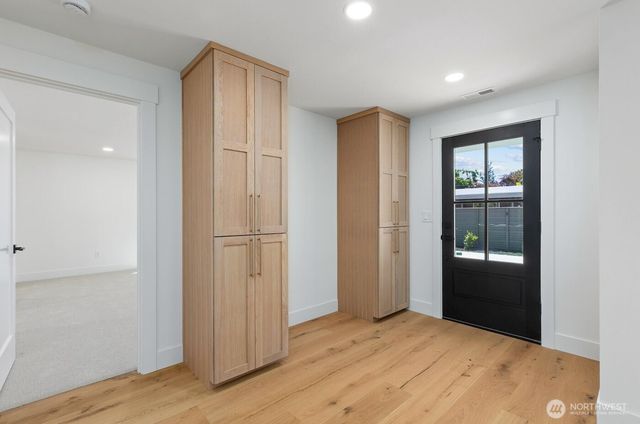 7743 Seward Park Avenue S, Seattle, WA 98118