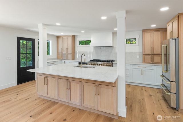 7743 Seward Park Avenue S, Seattle, WA 98118