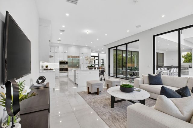 2232 Delray Ridge Lane, Delray Beach, FL 33444