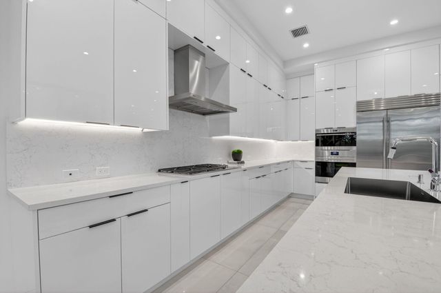 2232 Delray Ridge Lane, Delray Beach, FL 33444