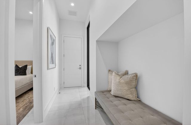 2232 Delray Ridge Lane, Delray Beach, FL 33444