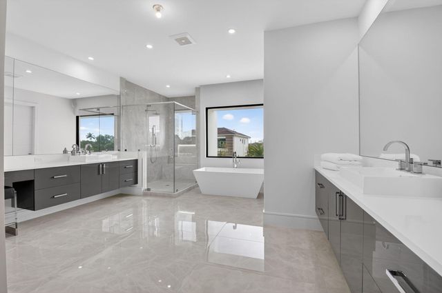 2232 Delray Ridge Lane, Delray Beach, FL 33444