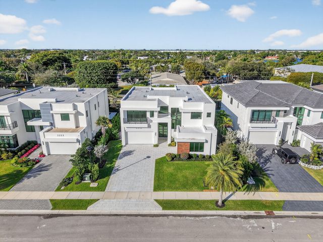 2232 Delray Ridge Lane, Delray Beach, FL 33444