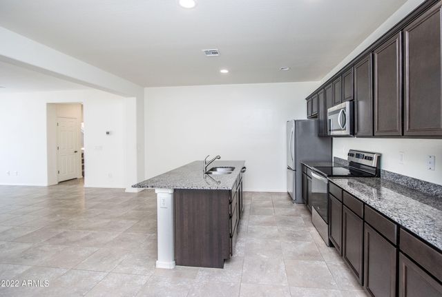 261 N Sandal --, Mesa, AZ 85205