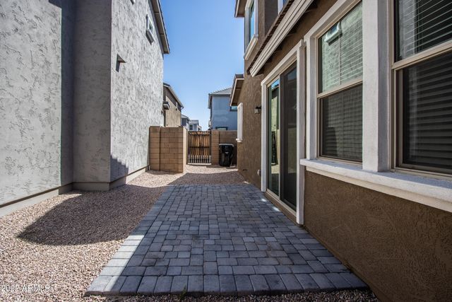 261 N Sandal --, Mesa, AZ 85205