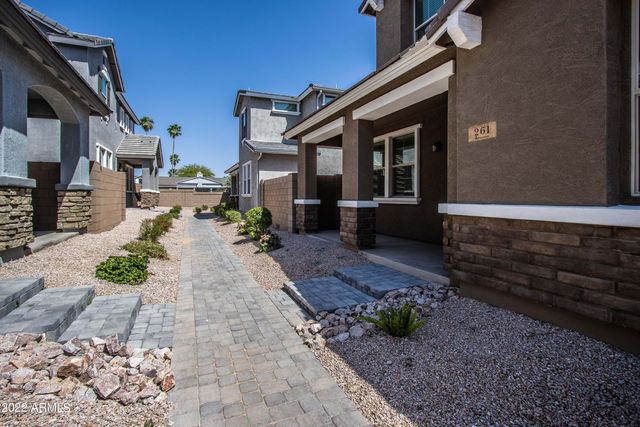 261 N Sandal --, Mesa, AZ 85205