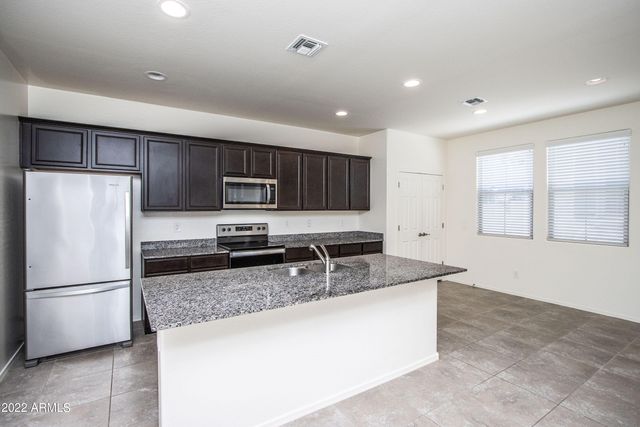 261 N Sandal --, Mesa, AZ 85205