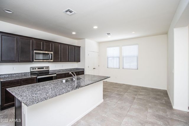 261 N Sandal --, Mesa, AZ 85205