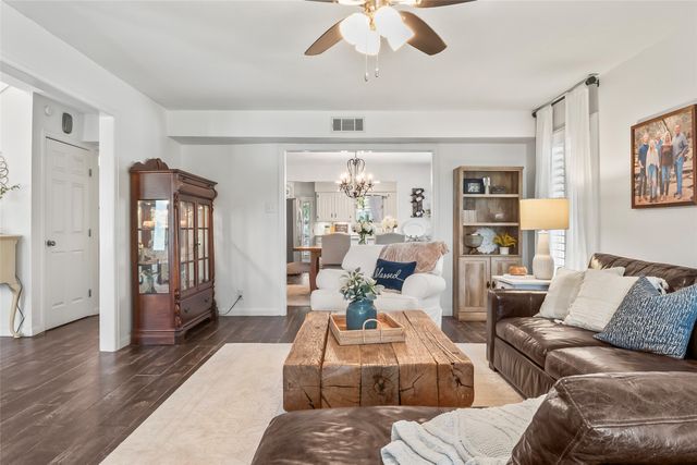 3336 Rolling Hills, Flower Mound, TX 75022