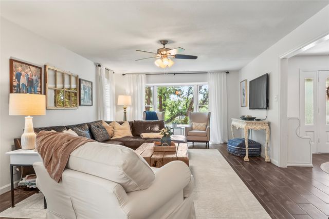 3336 Rolling Hills, Flower Mound, TX 75022