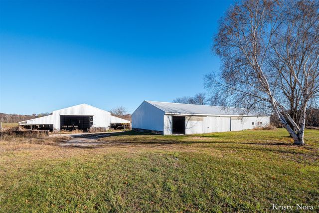 5878 E Cannonsville Road, Stanton, MI 48888