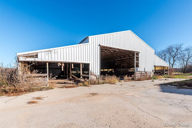 5878 E Cannonsville Road, Stanton, MI 48888