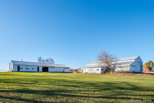 5878 E Cannonsville Road, Stanton, MI 48888