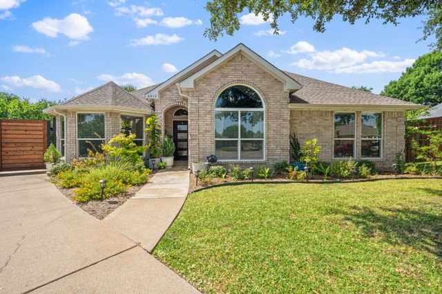 6402 Bluebonnet Drive, Rowlett, TX 75089