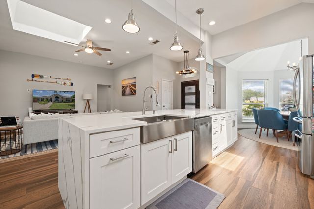 6402 Bluebonnet Drive, Rowlett, TX 75089